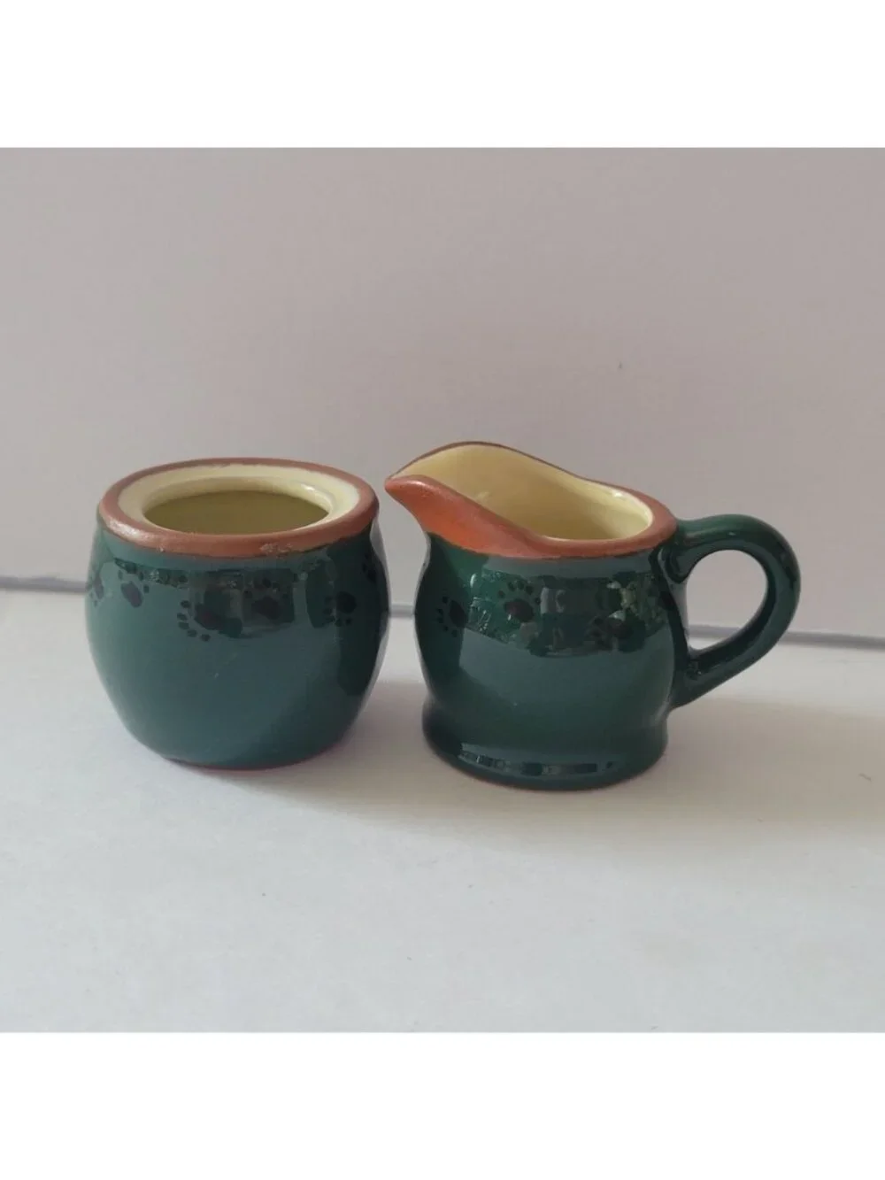 Bear Bpttom Mini Green Ceramic Tea Set Includes Teapot Creamer Sugar Bowl & Two